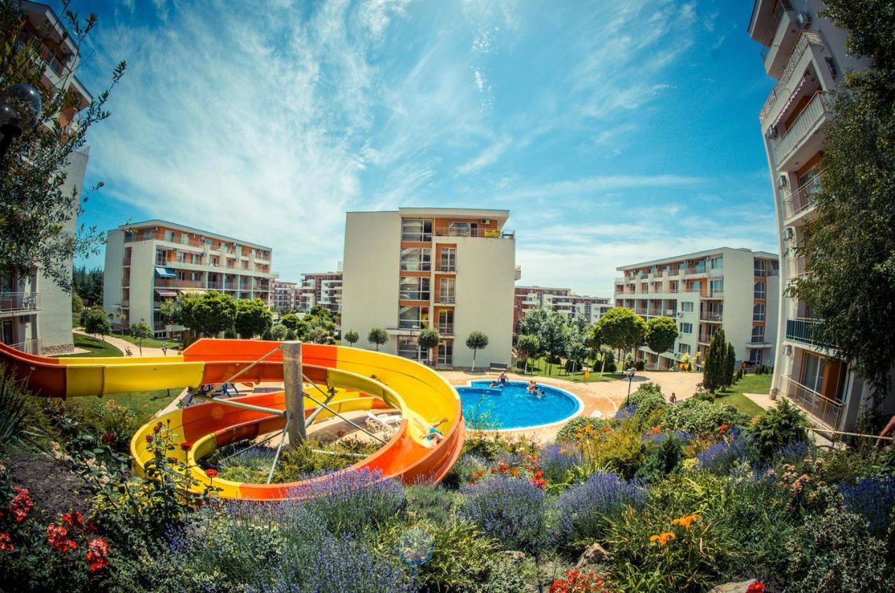 Grand Resort - Imperial Crown Fort Club - Prestige Apartments Elenite Dış mekan fotoğraf